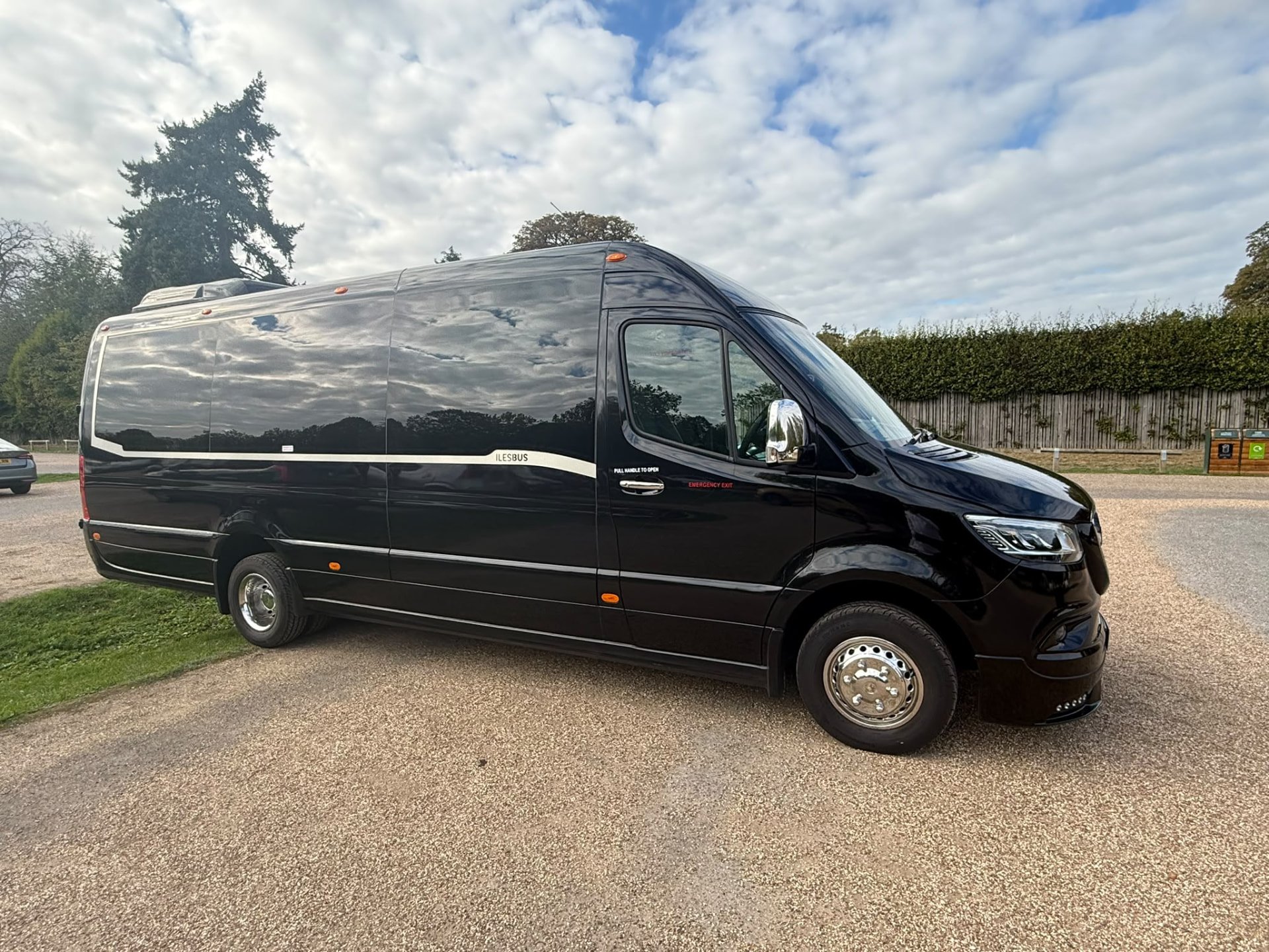 Executive Luxury 16 Seater — Mercedes-Benz Sprinter